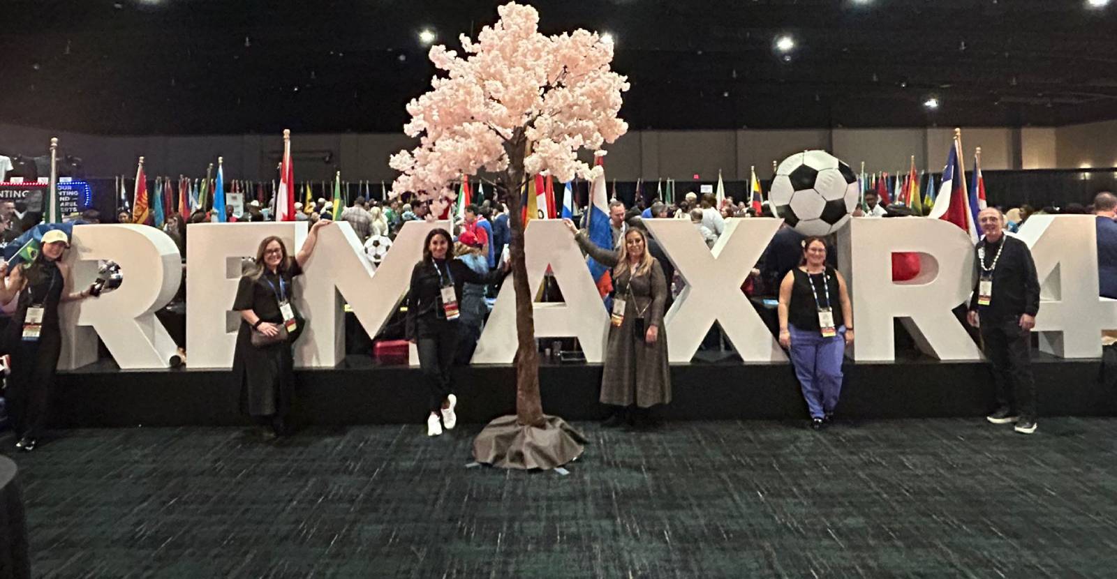 MAXGROUP em destaque na Convenção Internacional RE/MAX em Las Vegas