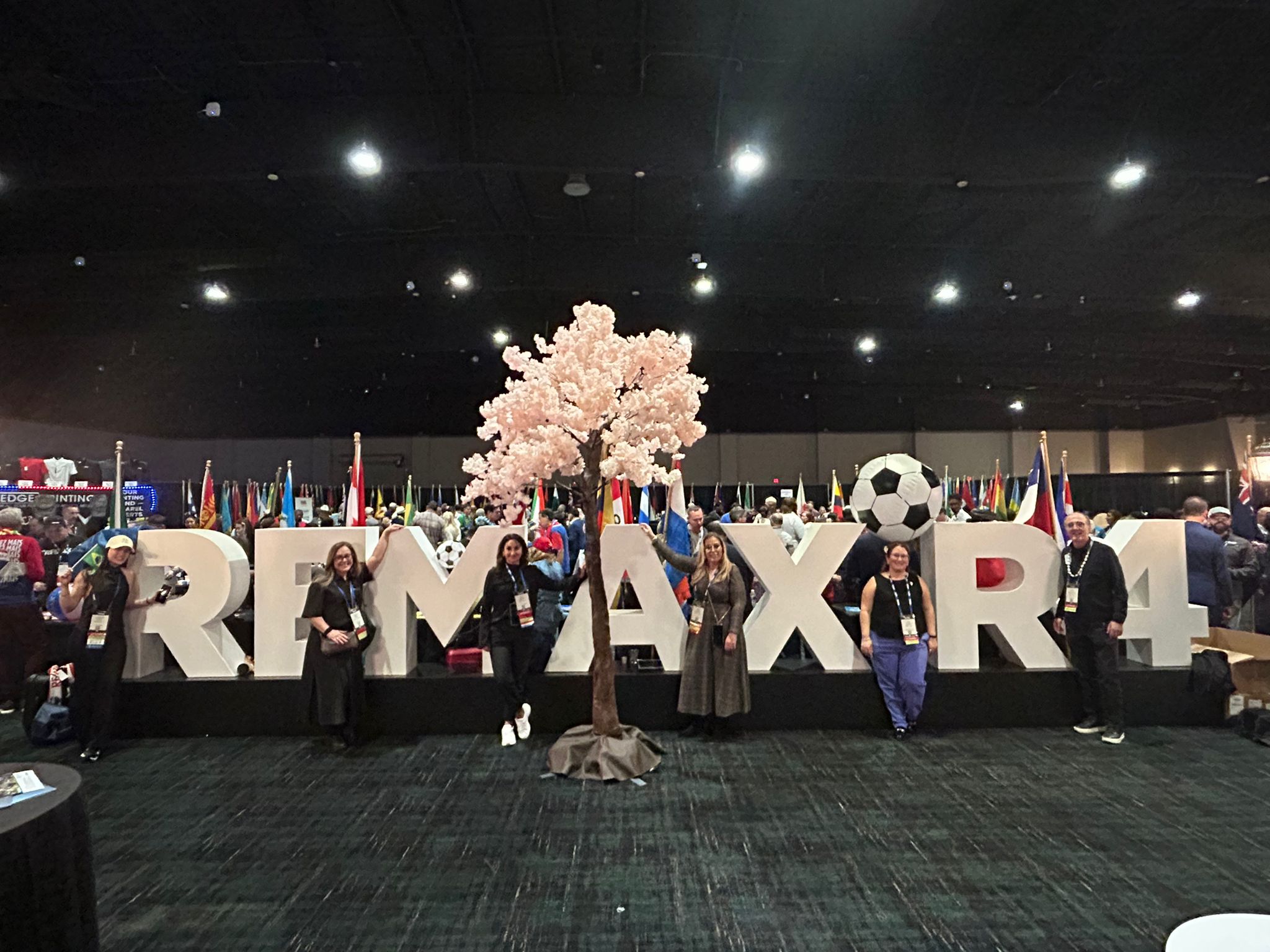 MAXGROUP em destaque na Convenção Internacional RE/MAX em Las Vegas